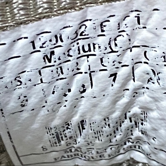 Brooks - Picture 8 of 8